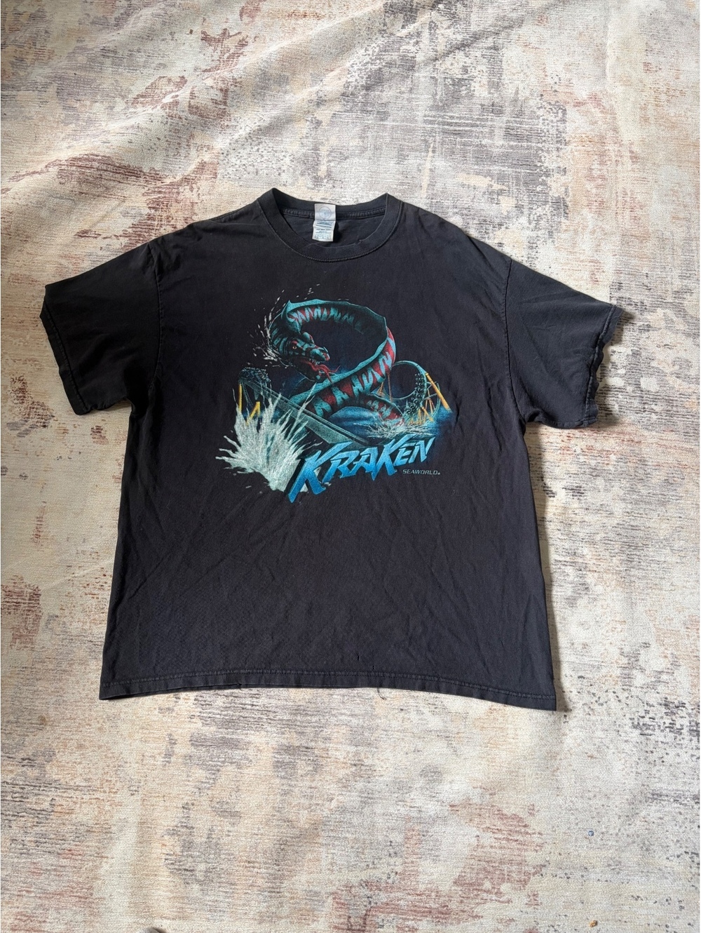 Vintage SEA WORLD “Kraken” tee